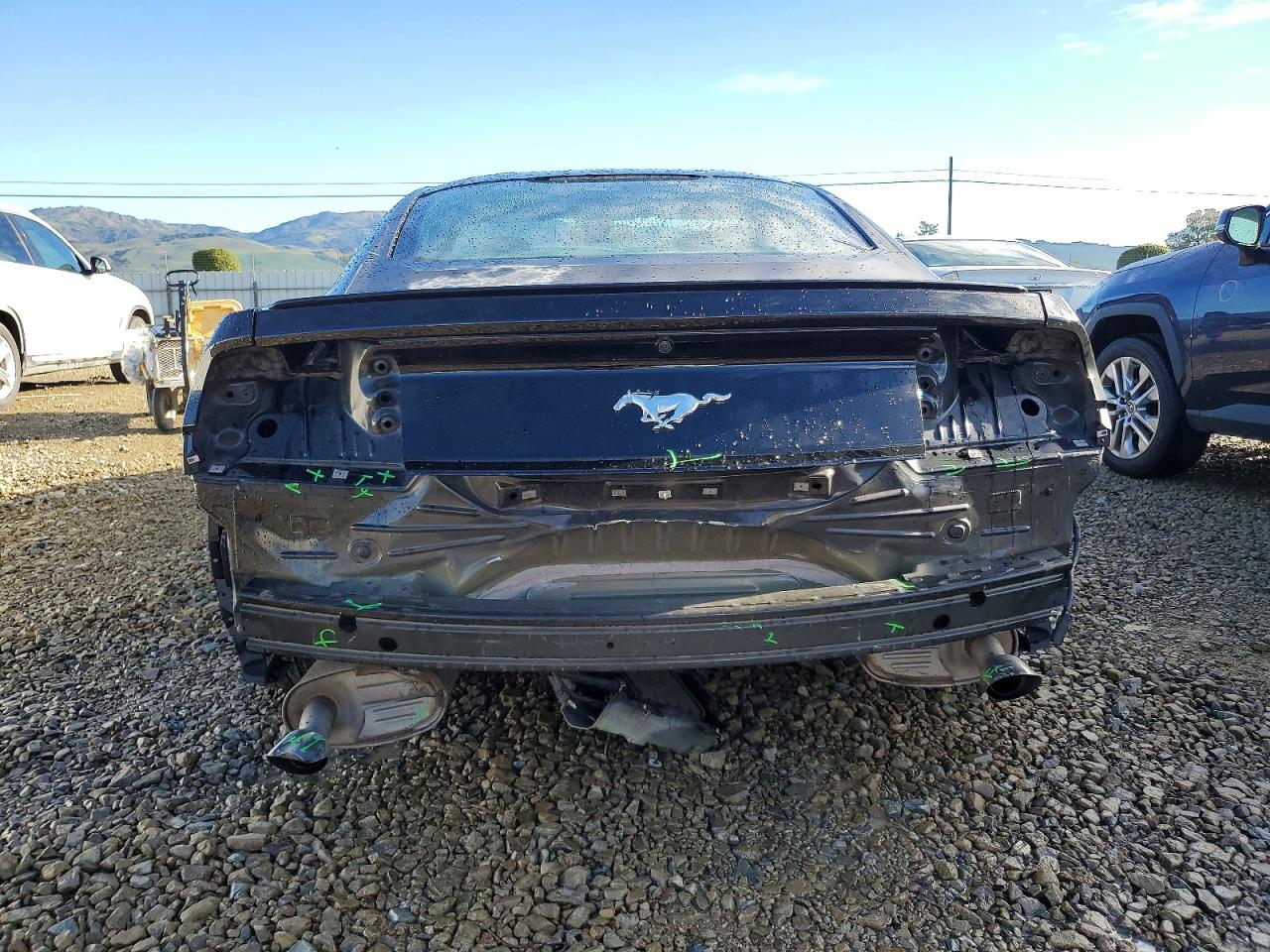 2015 FORD MUSTANG photo 6