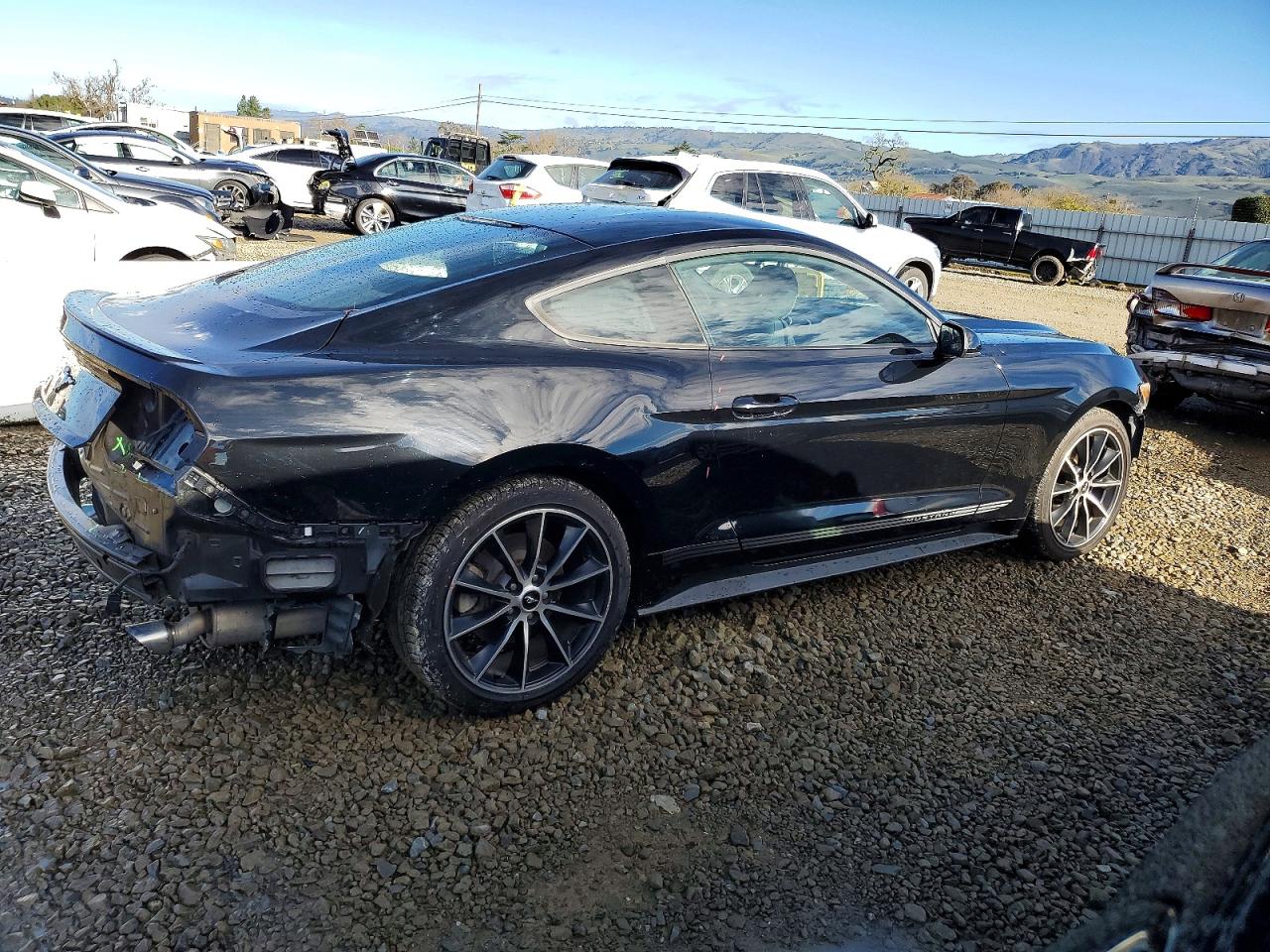 2015 FORD MUSTANG photo 3