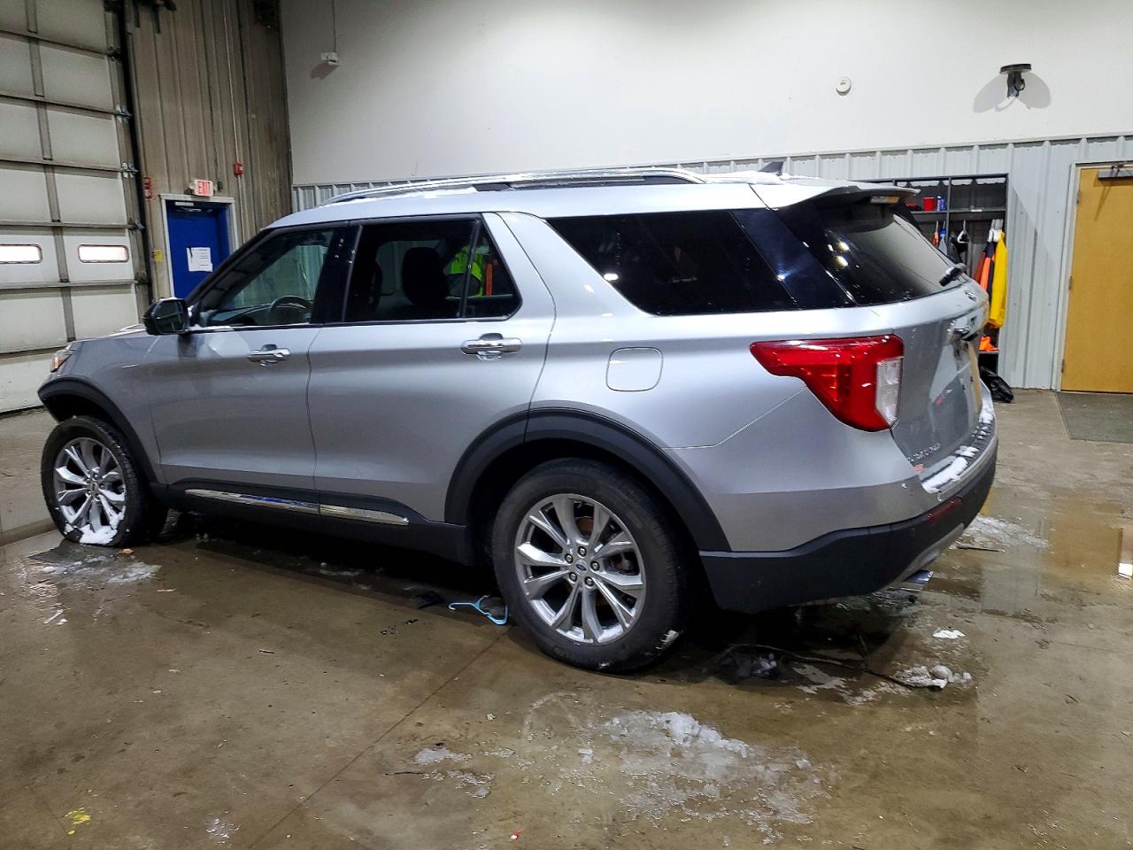 2023 FORD EXPLORER LIMITED photo 2