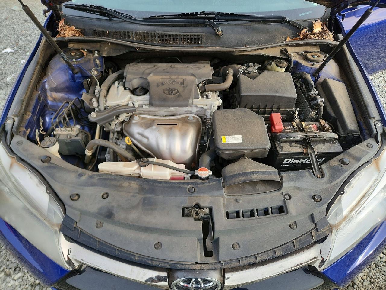 2016 TOYOTA CAMRY LE photo 11