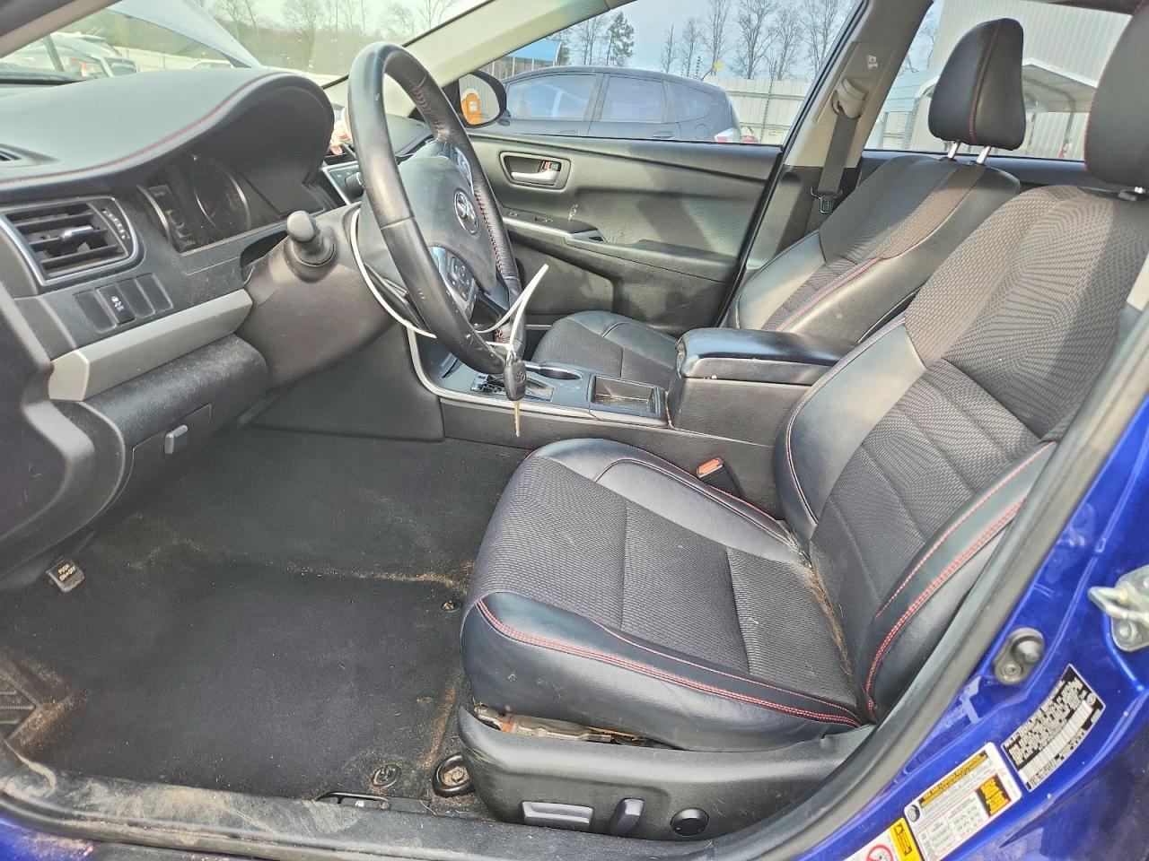 2016 TOYOTA CAMRY LE photo 7