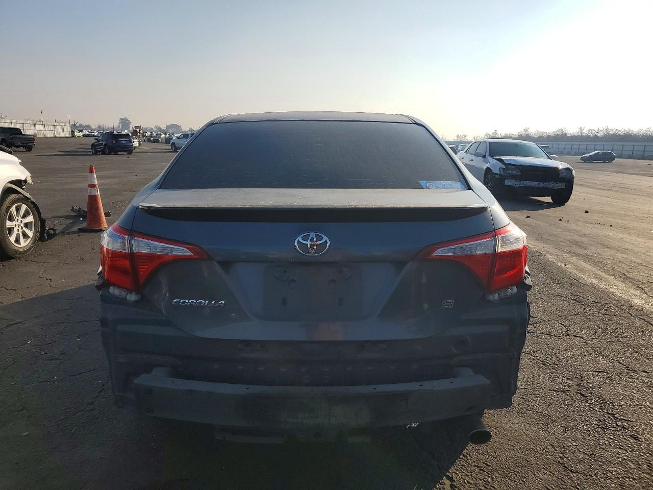 2014 TOYOTA COROLLA L photo 6