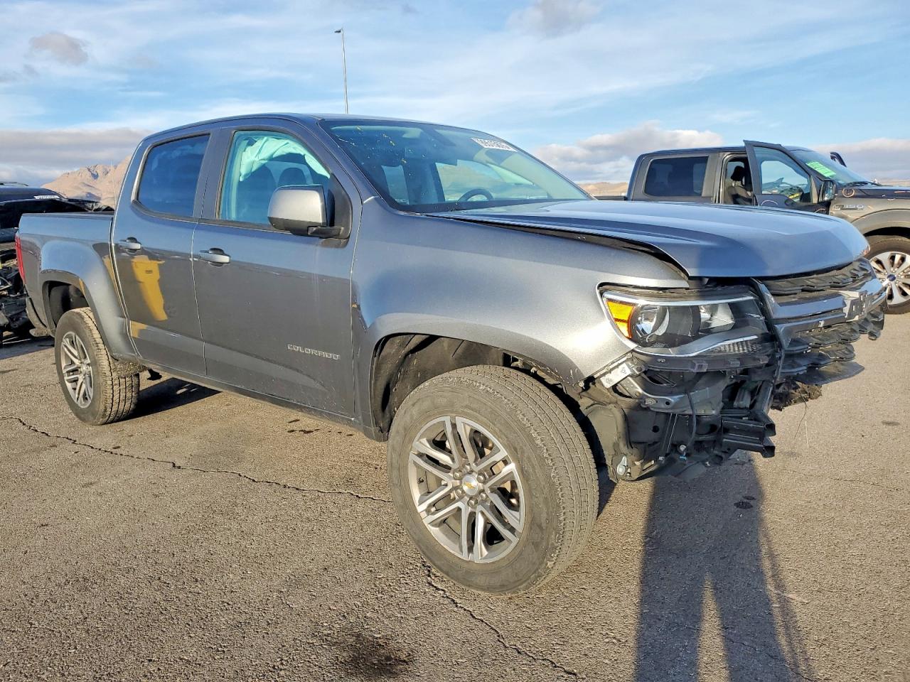 2022 CHEVROLET COLORADO LT photo 4