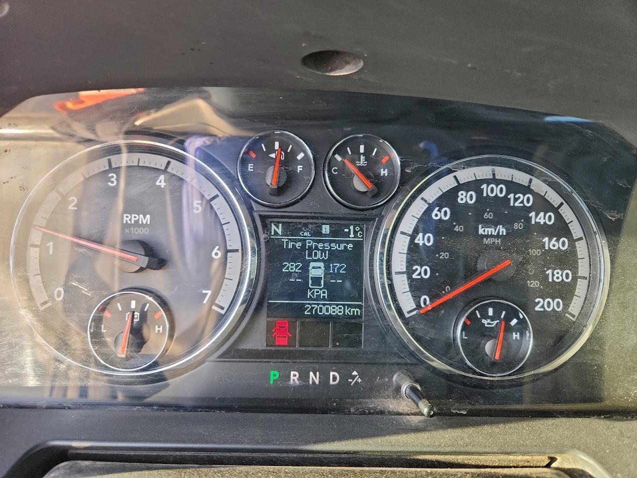2010 DODGE RAM 1500 photo 9