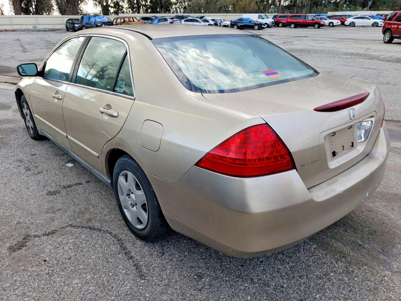 2007 HONDA ACCORD LX photo 2