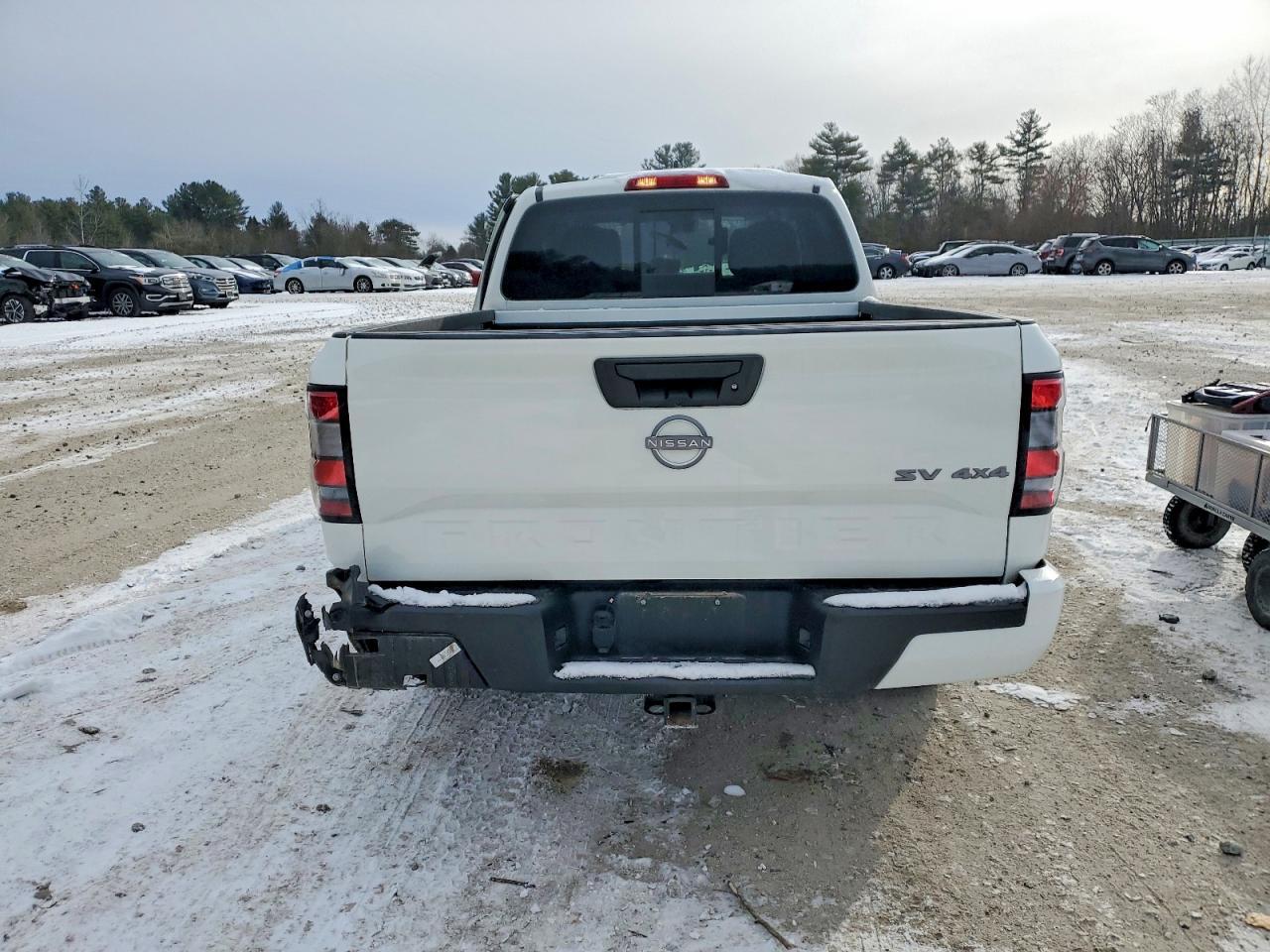 2024 NISSAN FRONTIER SV photo 6