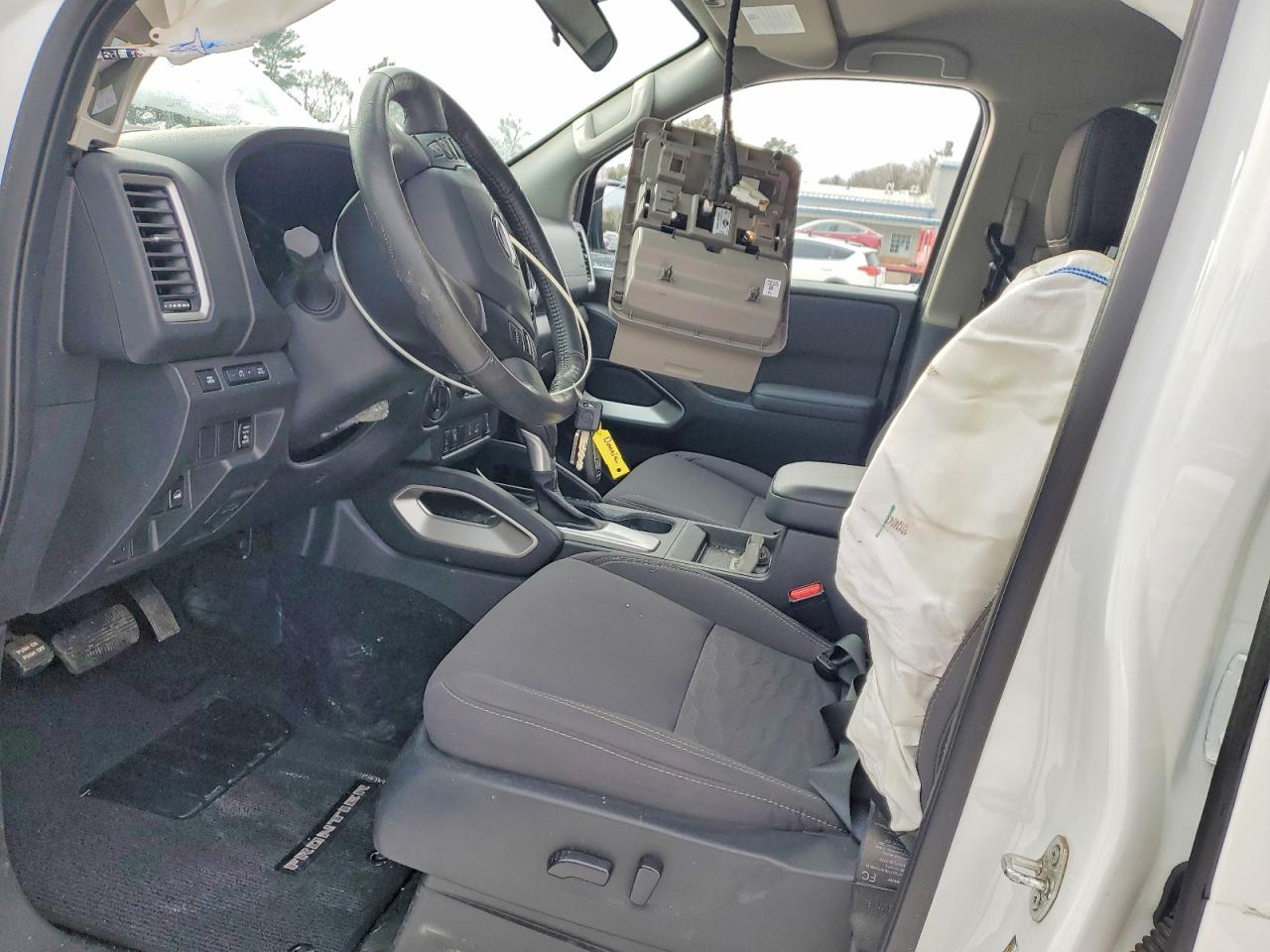 2024 NISSAN FRONTIER SV photo 7