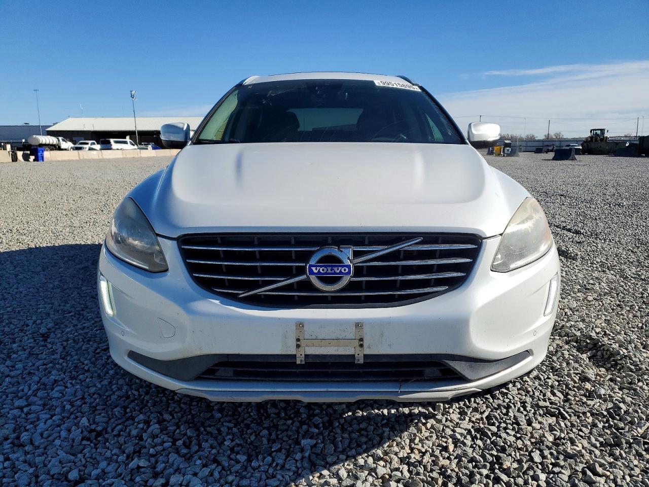 2016 VOLVO XC60 T6 PREMIER photo 9