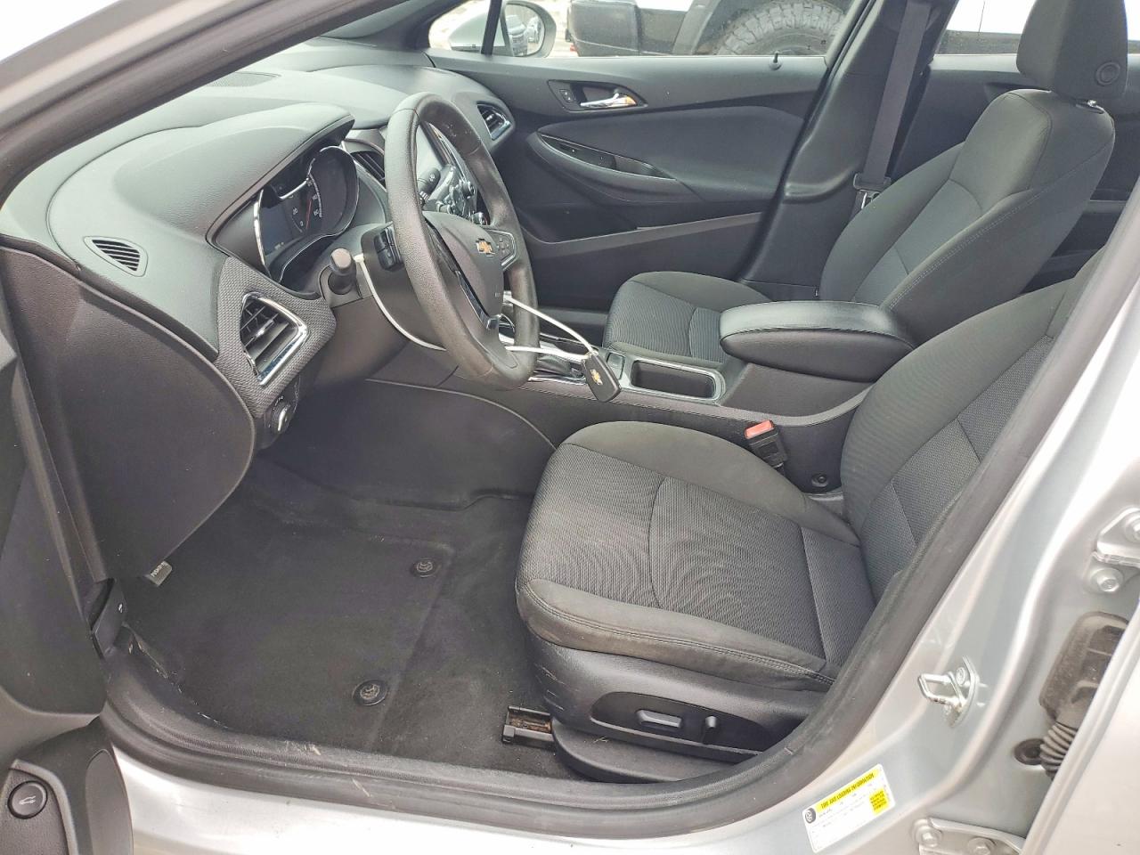 2016 CHEVROLET CRUZE LT photo 13
