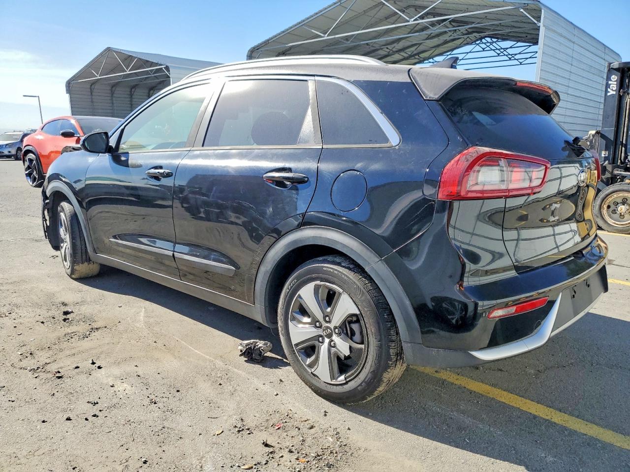 2018 KIA NIRO FE photo 2