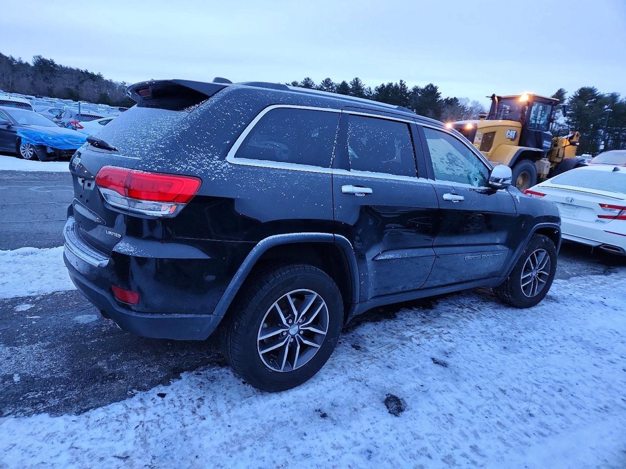 2018 JEEP GRAND CHEROKEE LIMITED photo 3