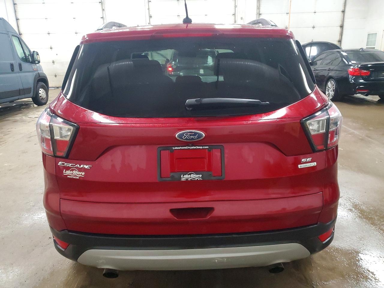 2017 FORD ESCAPE SE photo 6