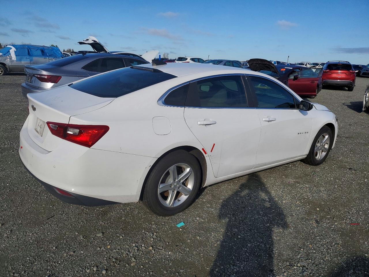 2020 CHEVROLET MALIBU LS photo 3