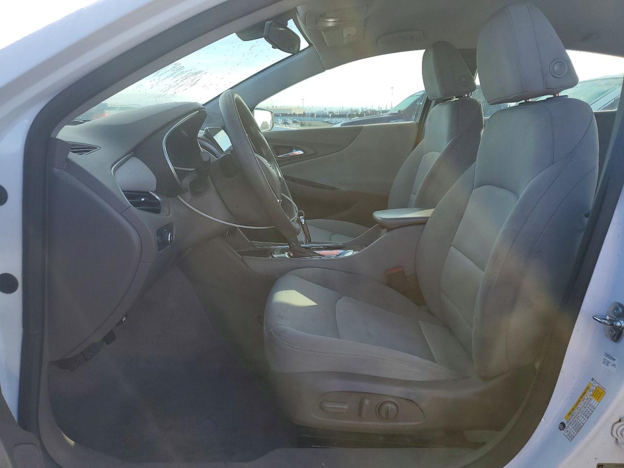 2020 CHEVROLET MALIBU LS photo 7