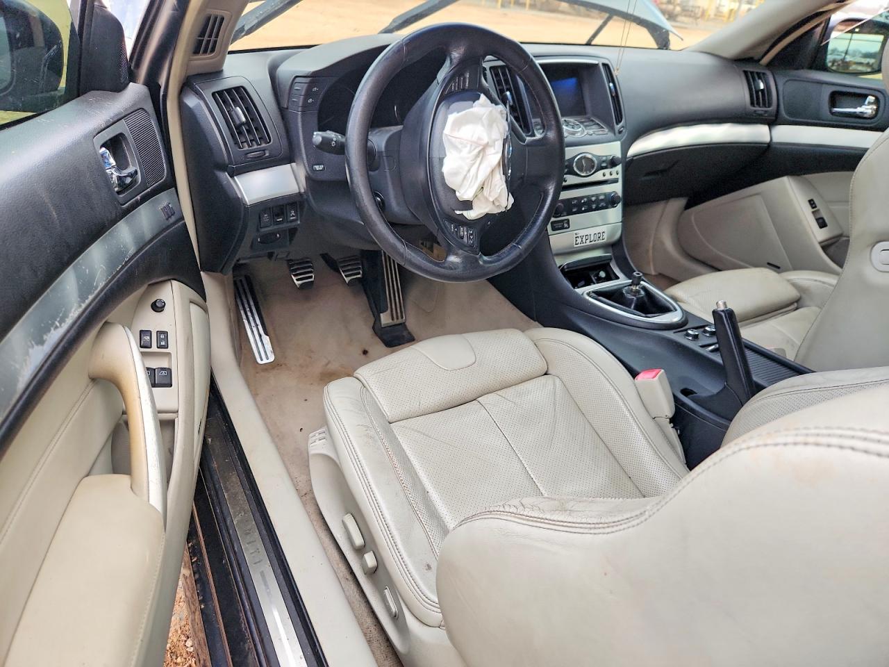 2013 INFINITI G37 JOURNEY photo 8