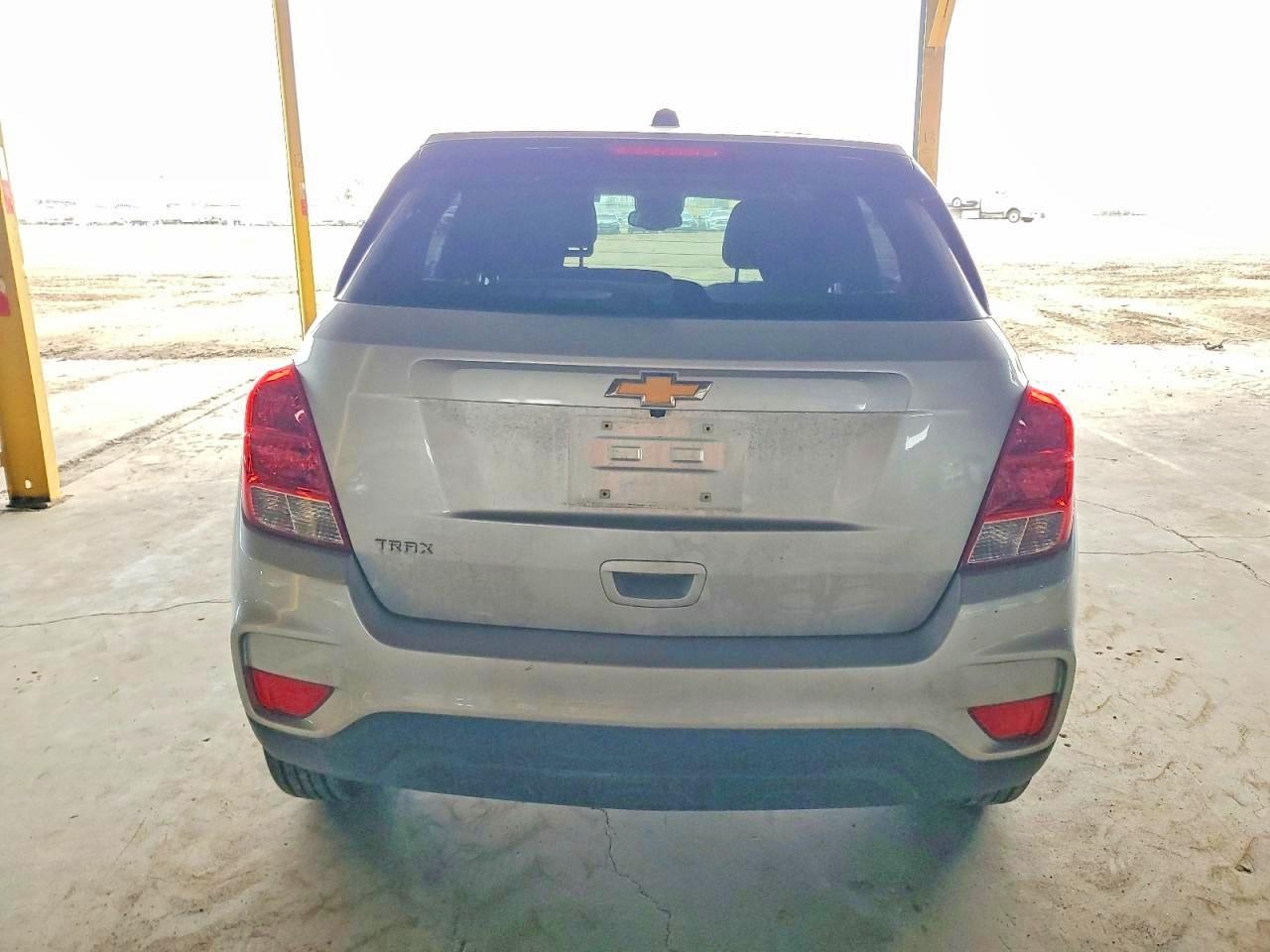 2020 CHEVROLET TRAX LS photo 6