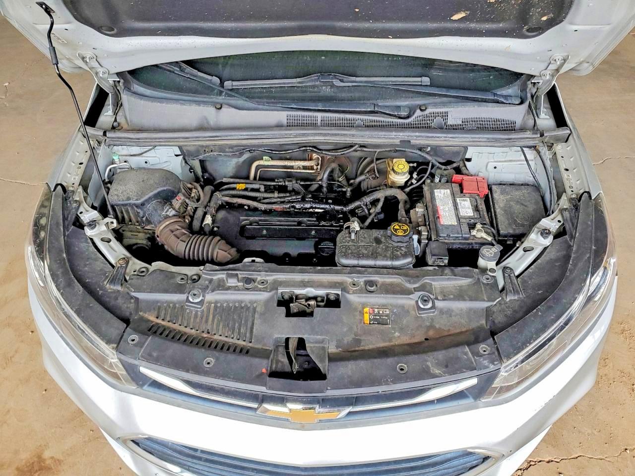 2020 CHEVROLET TRAX LS photo 12