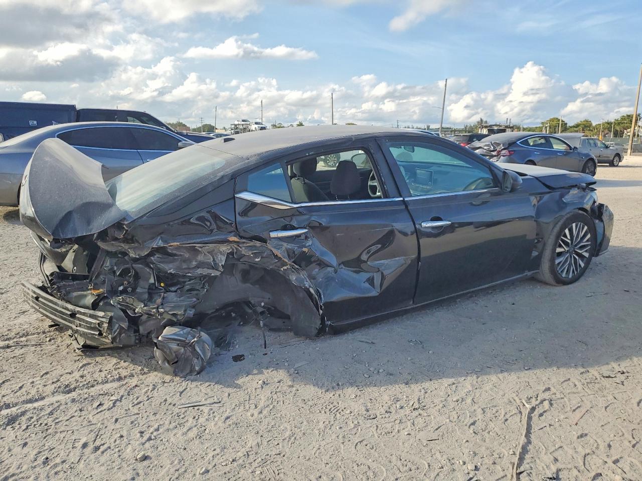 2025 NISSAN ALTIMA 2.5 SV photo 3
