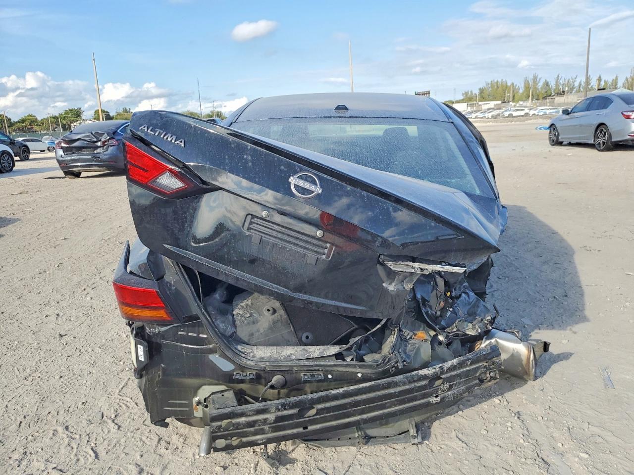 2025 NISSAN ALTIMA 2.5 SV photo 6