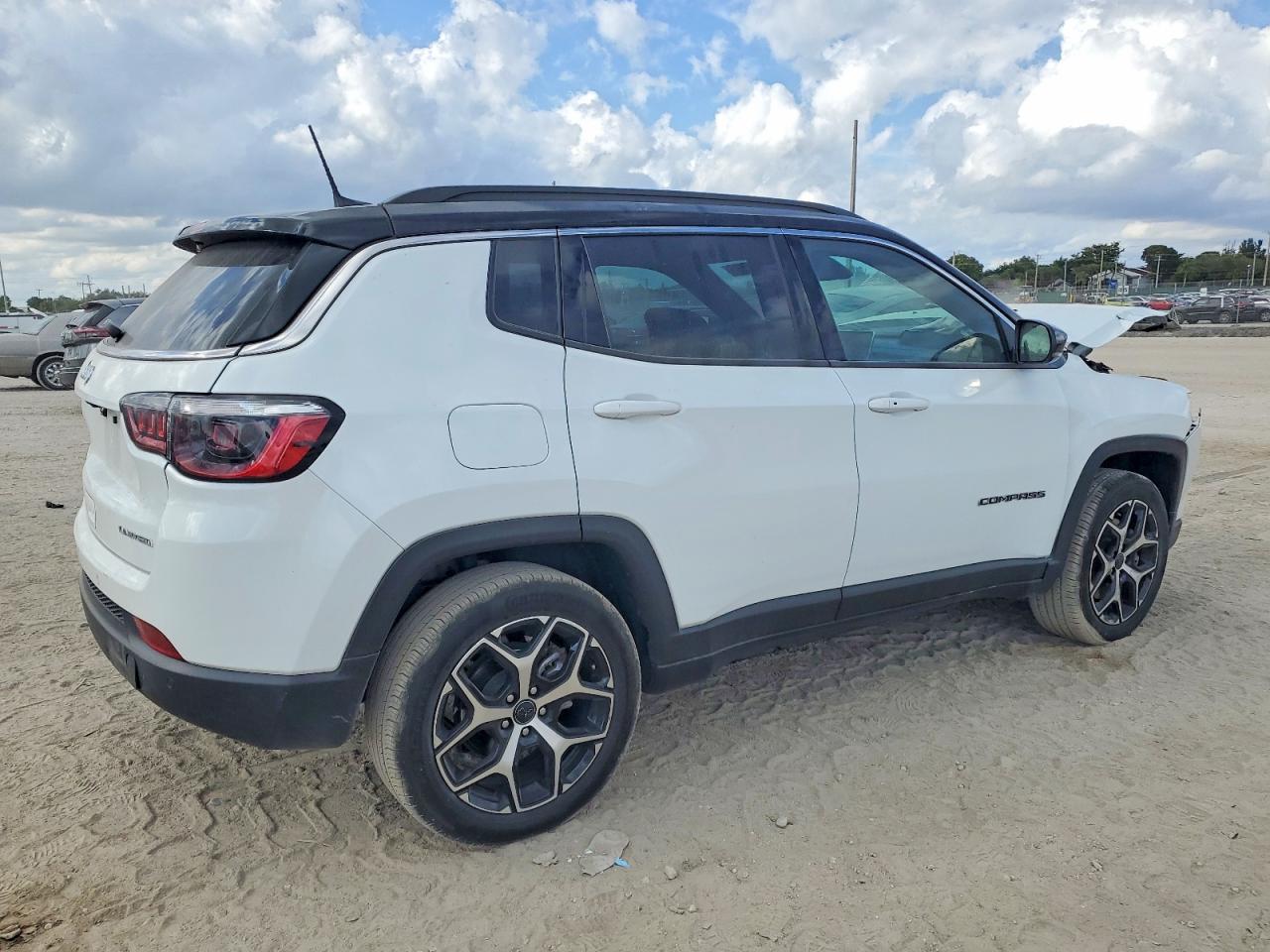 2025 JEEP COMPASS LIMITED photo 3