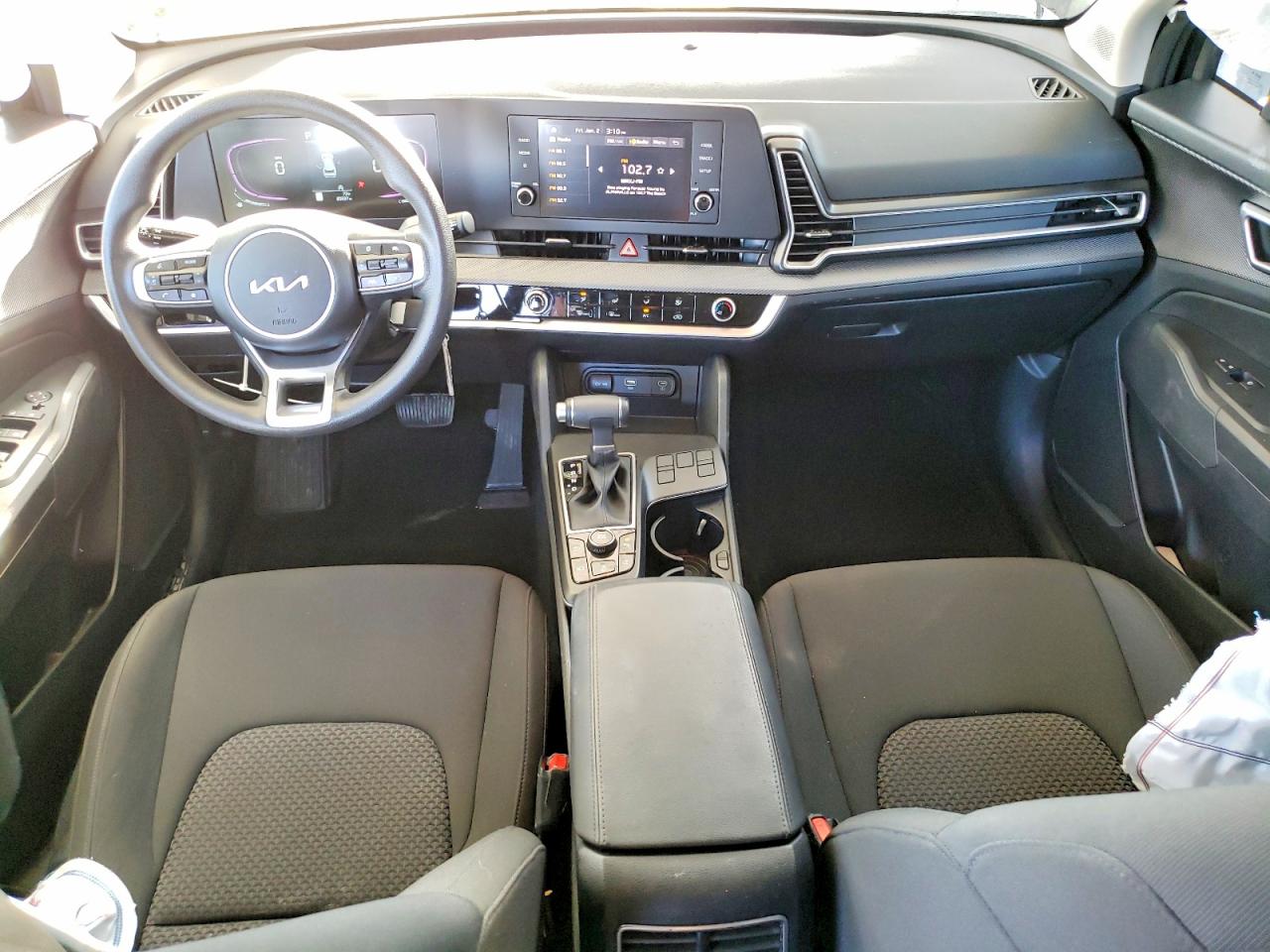 2025 KIA SPORTAGE LX photo 8