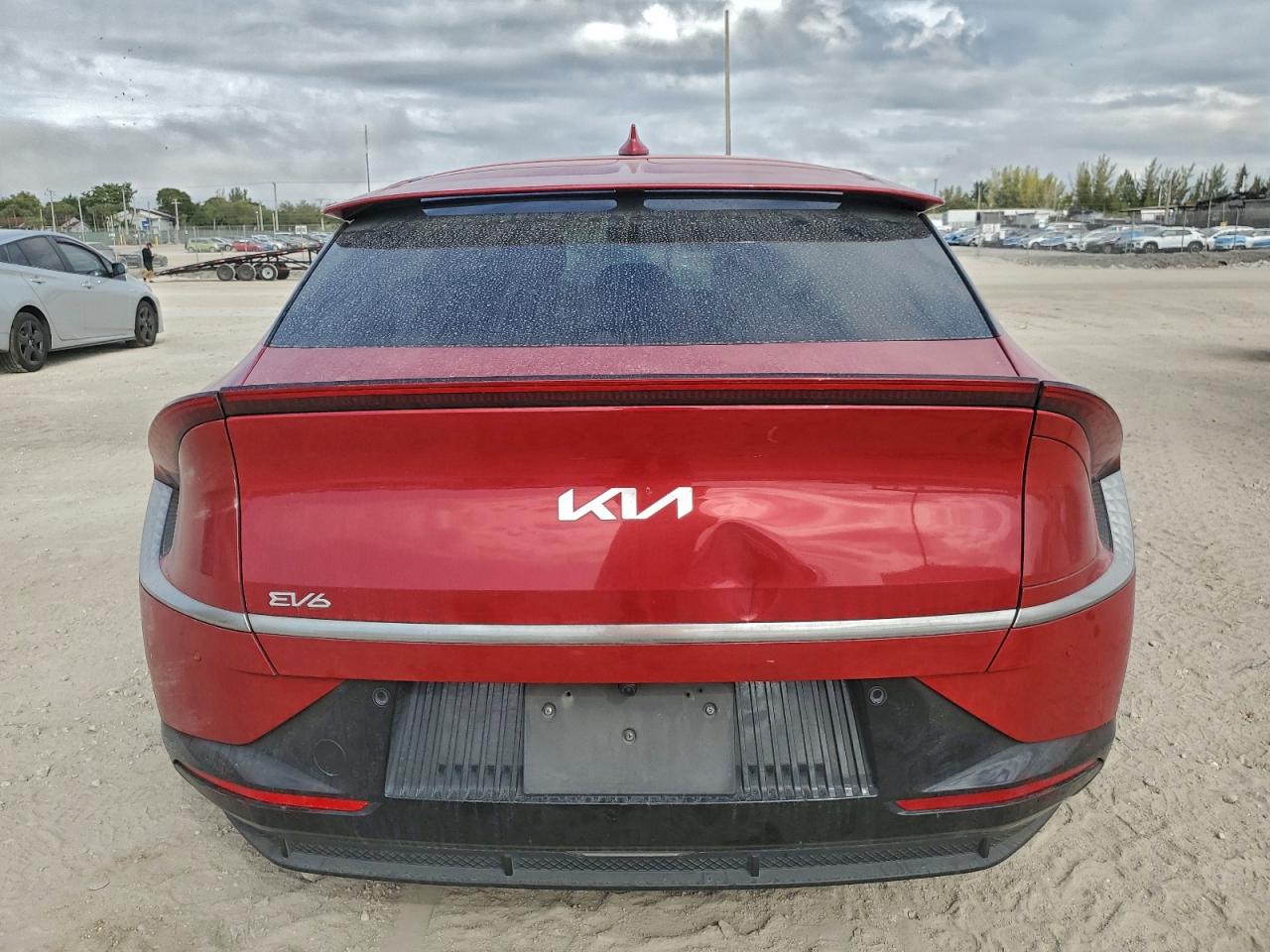 2023 KIA EV6 LIGHT photo 6