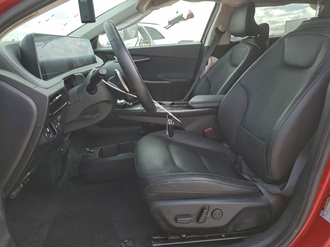 2023 KIA EV6 LIGHT photo 7