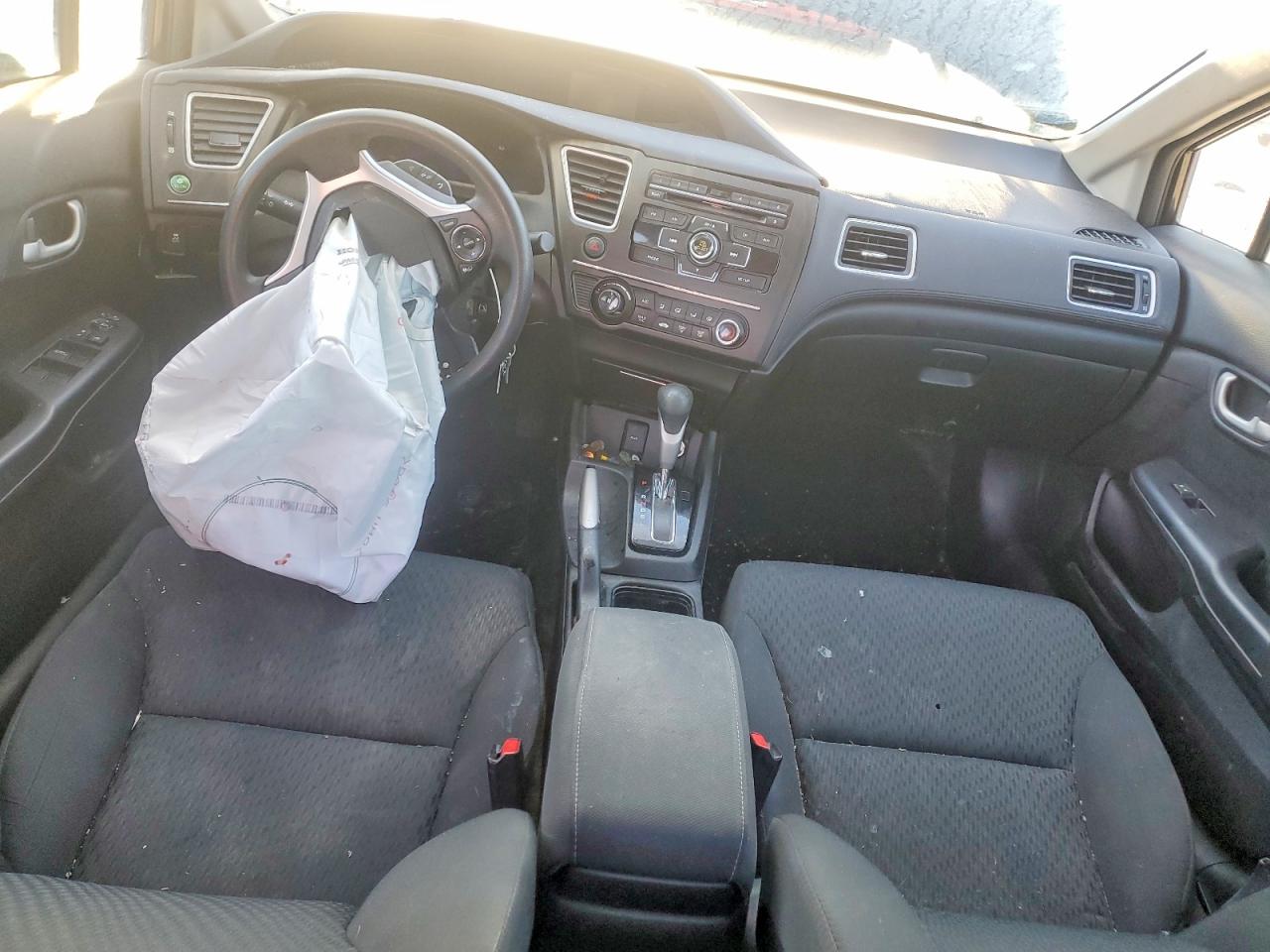 2015 HONDA CIVIC LX photo 8