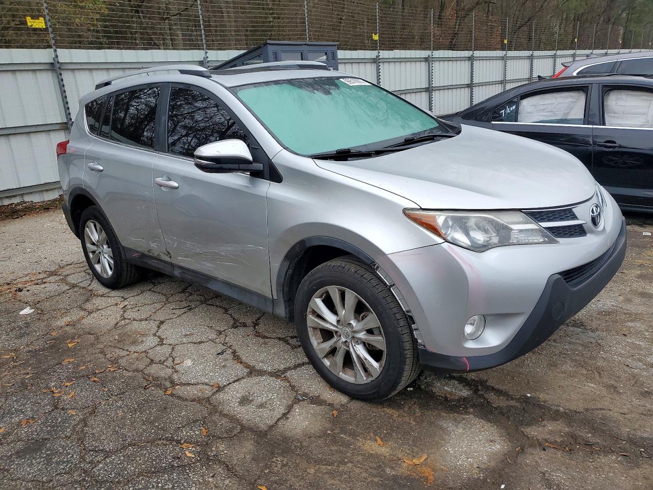 2015 TOYOTA RAV4 LIMITED photo 4