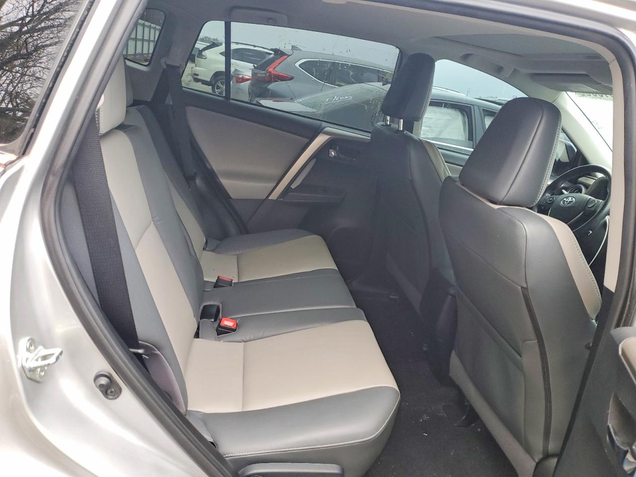 2015 TOYOTA RAV4 LIMITED photo 11