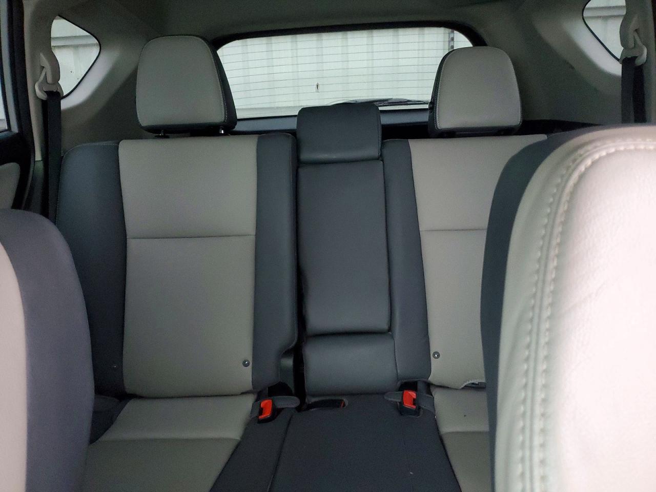 2015 TOYOTA RAV4 LIMITED photo 10