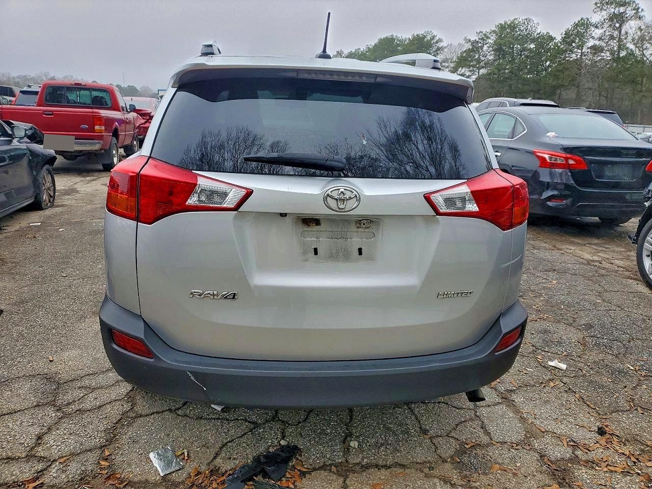 2015 TOYOTA RAV4 LIMITED photo 6