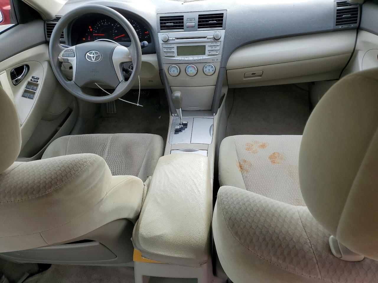 2010 TOYOTA CAMRY BASE photo 8