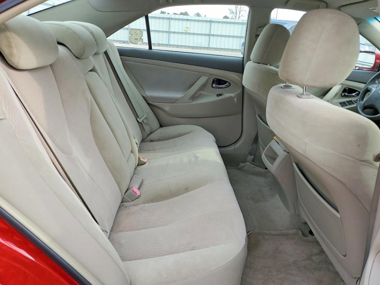 2010 TOYOTA CAMRY BASE photo 10
