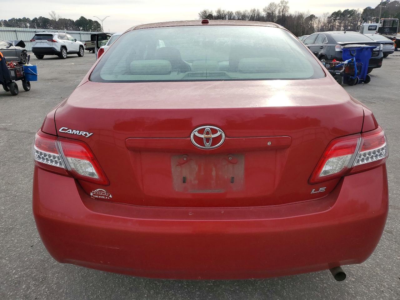 2010 TOYOTA CAMRY BASE photo 6