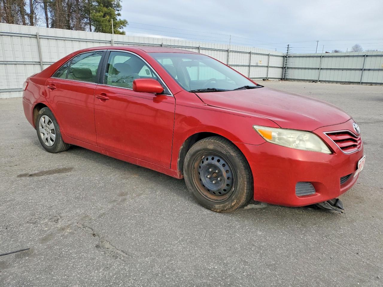 2010 TOYOTA CAMRY BASE photo 4