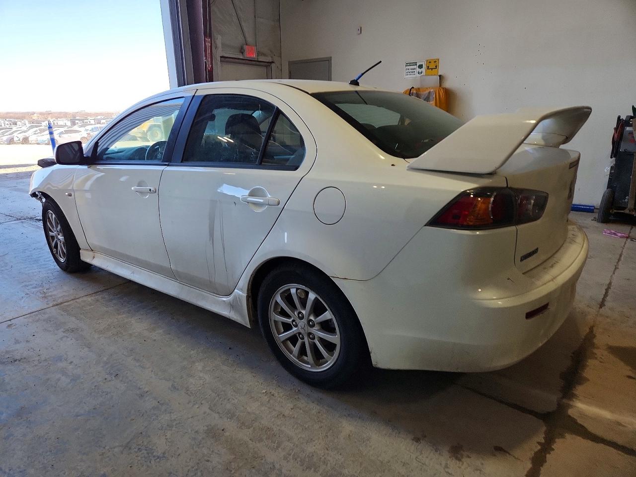 2011 MITSUBISHI LANCER ES/ES SPORT photo 2