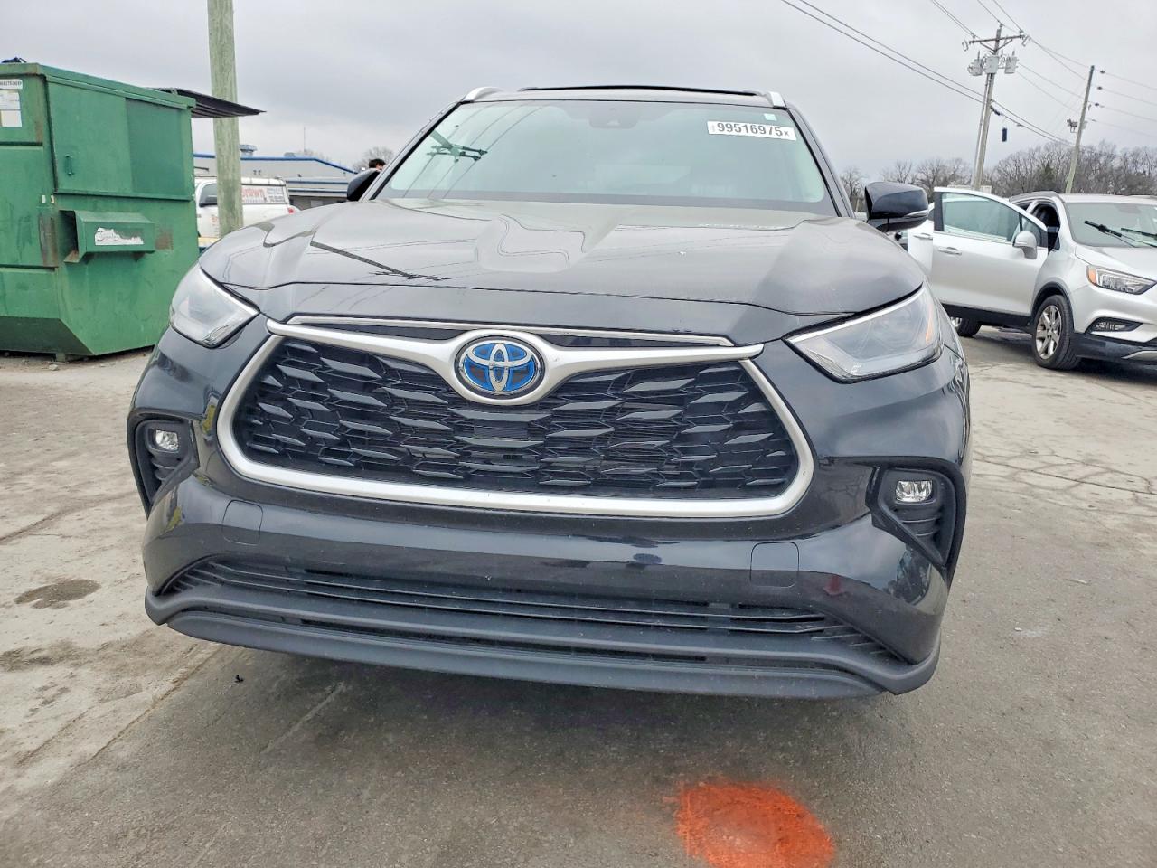 2022 TOYOTA HIGHLANDER HYBRID XLE photo 9