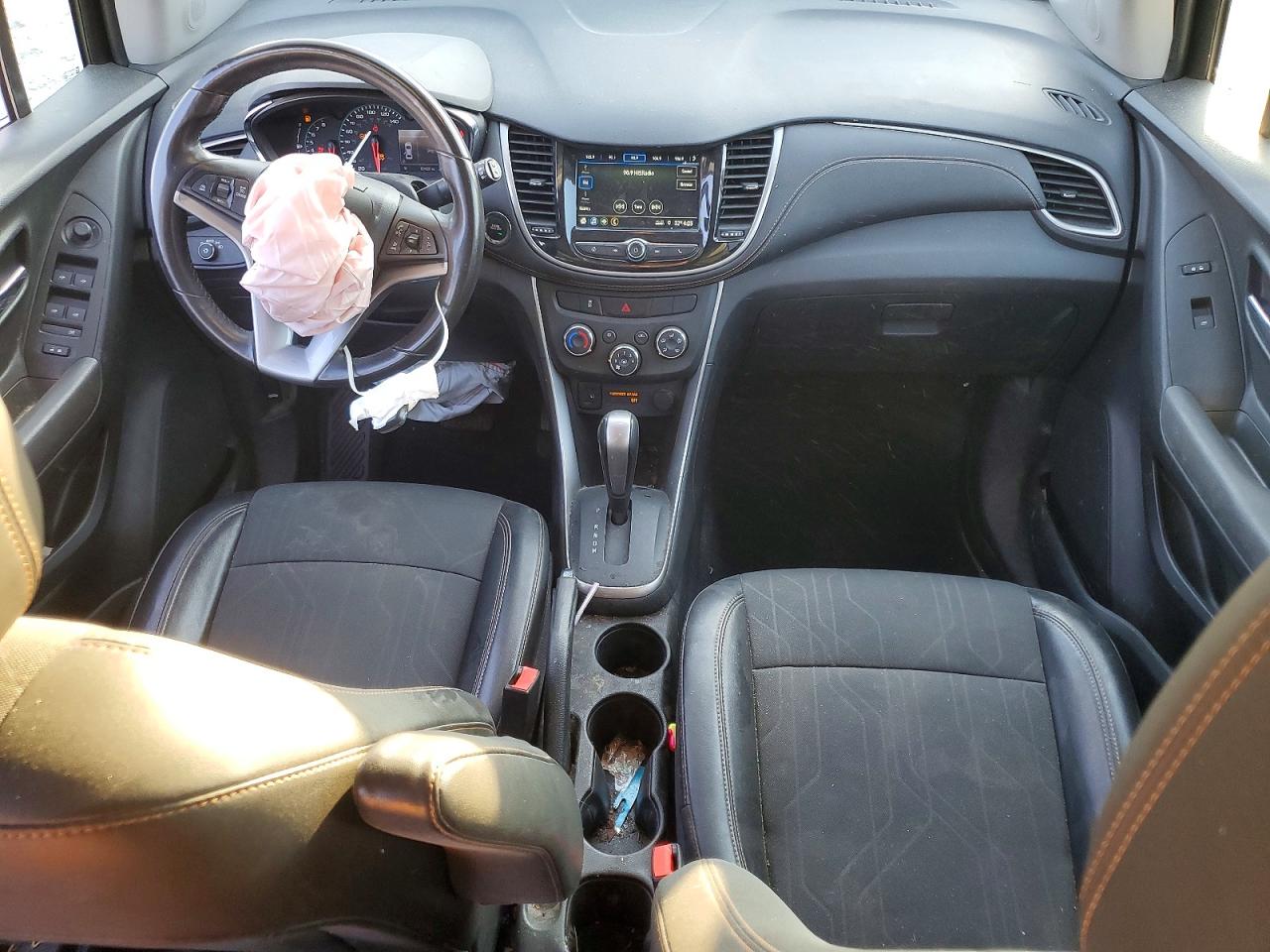 2019 CHEVROLET TRAX 1LT photo 8