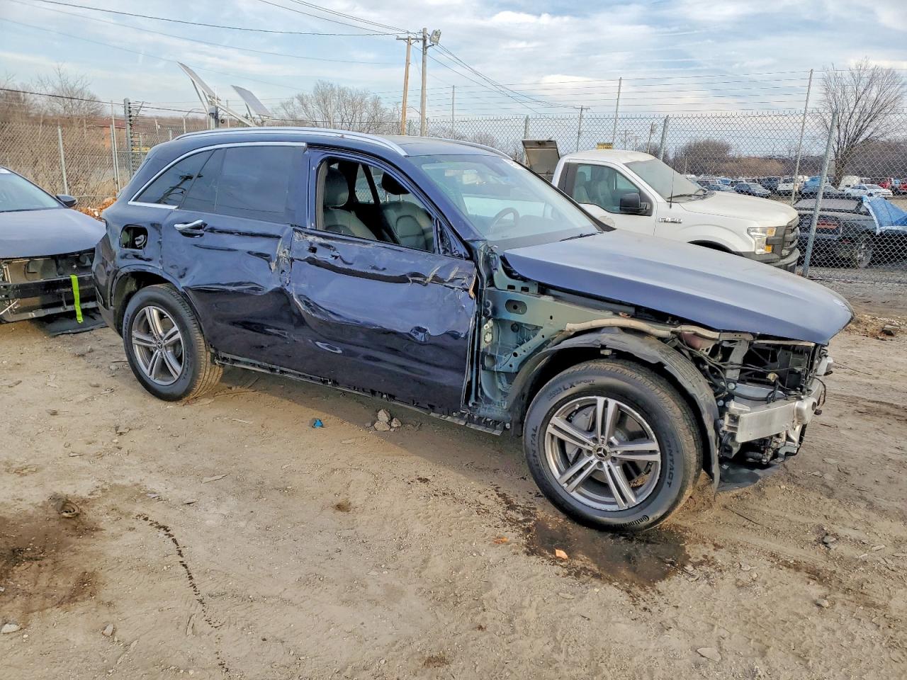 2020 MERCEDES-BENZ GLC 300 4MATIC photo 4
