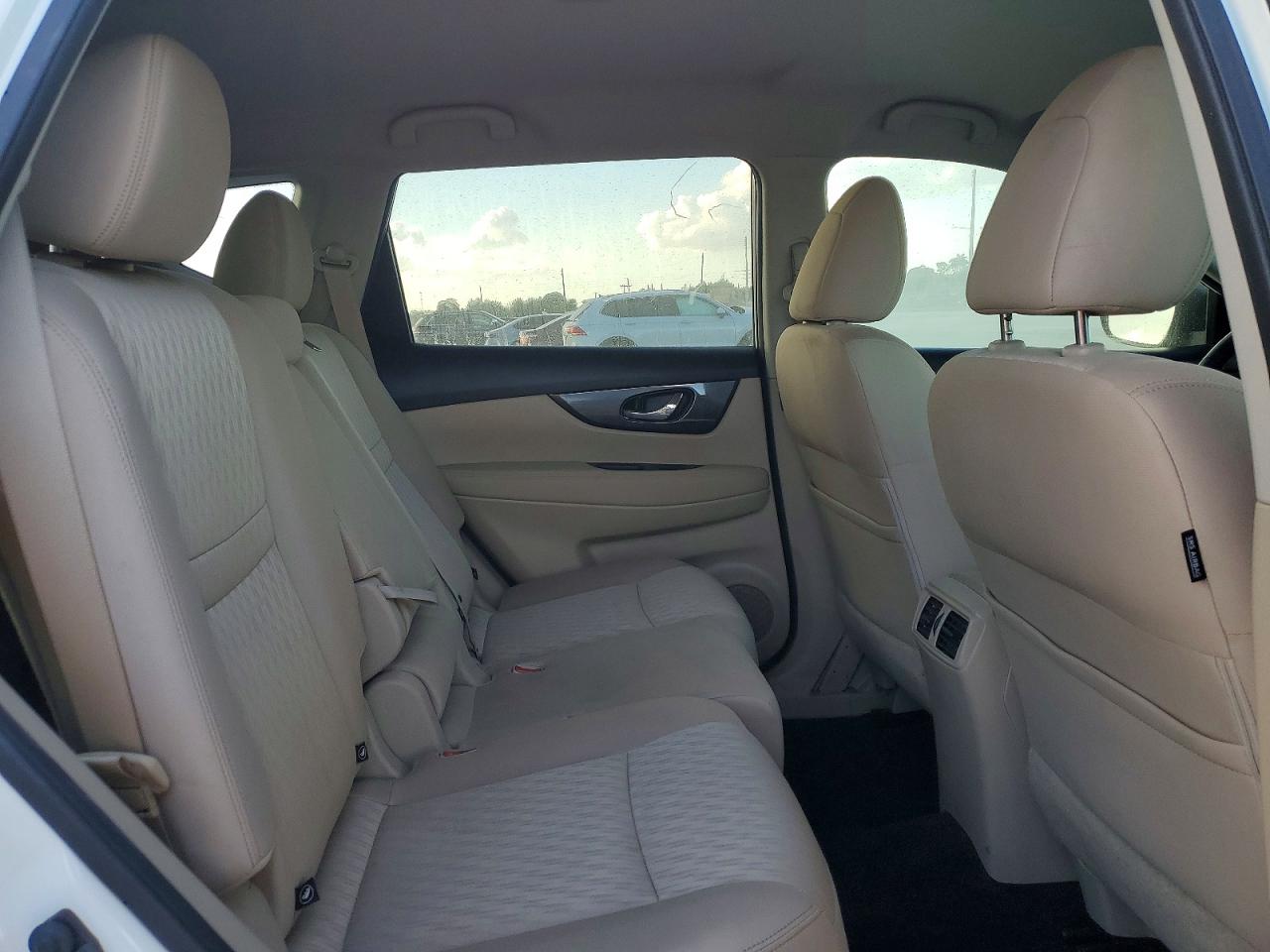 2018 NISSAN ROGUE S photo 11