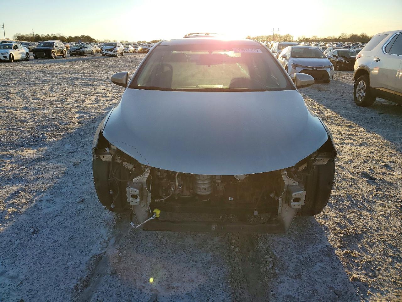 2016 TOYOTA CAMRY LE photo 5