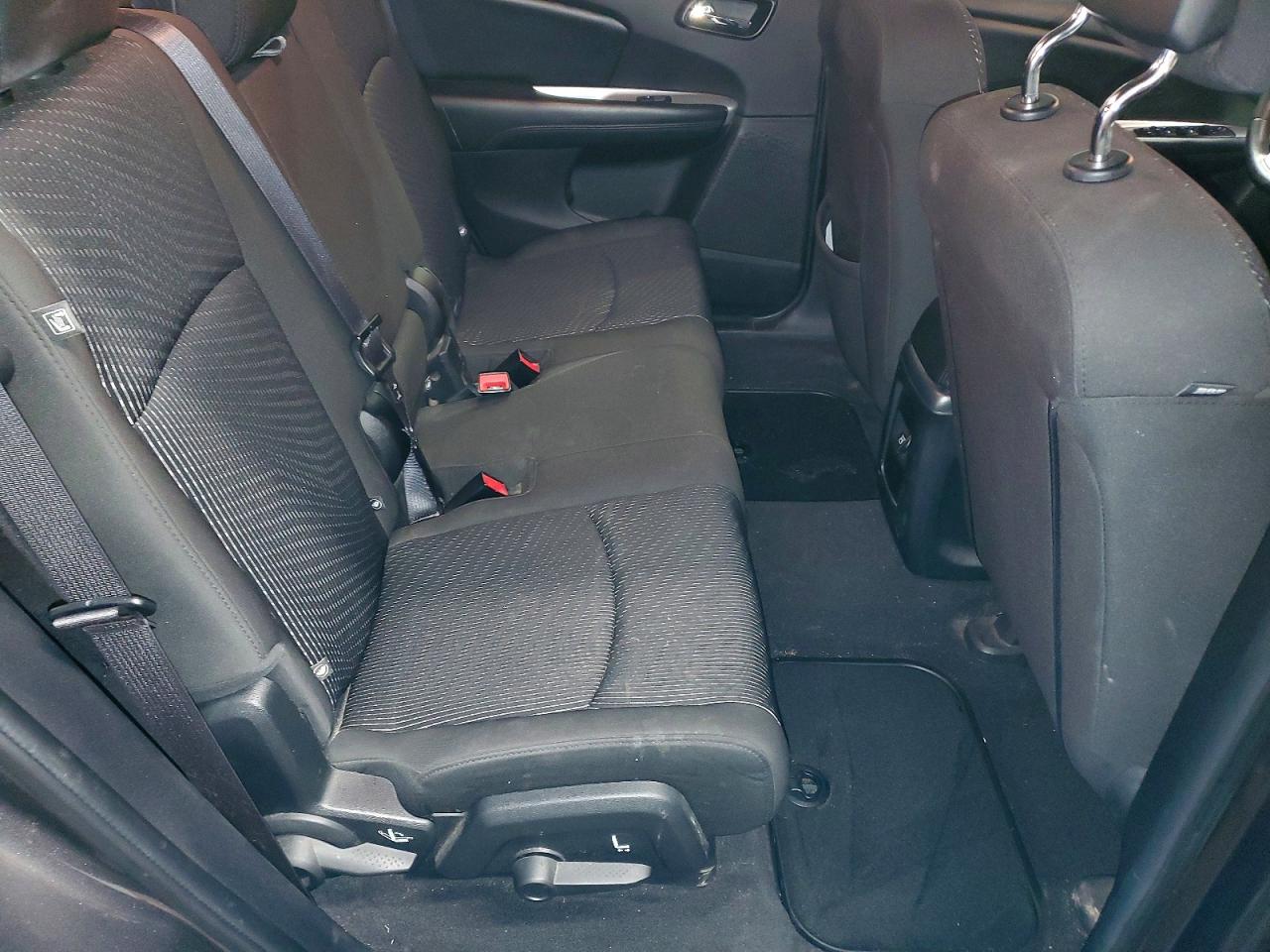 2017 DODGE JOURNEY SE photo 11