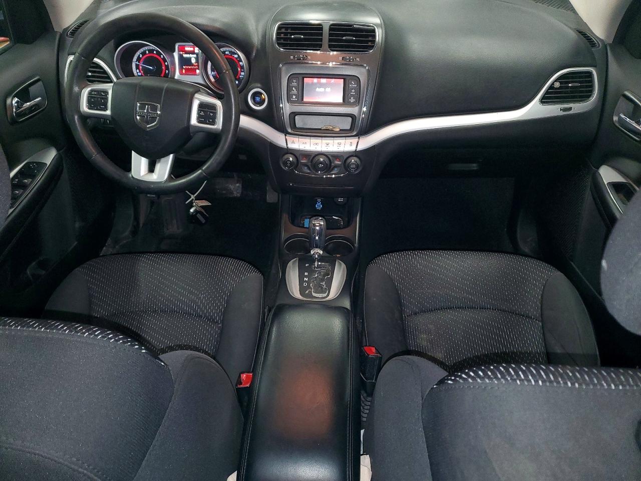 2017 DODGE JOURNEY SE photo 8