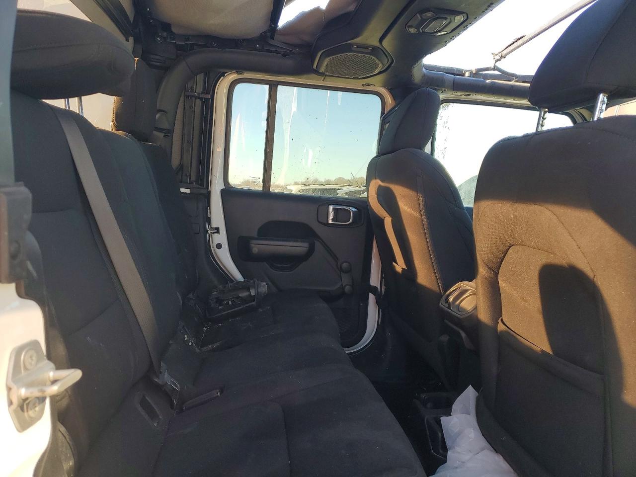 2021 JEEP GLADIATOR SPORT photo 10