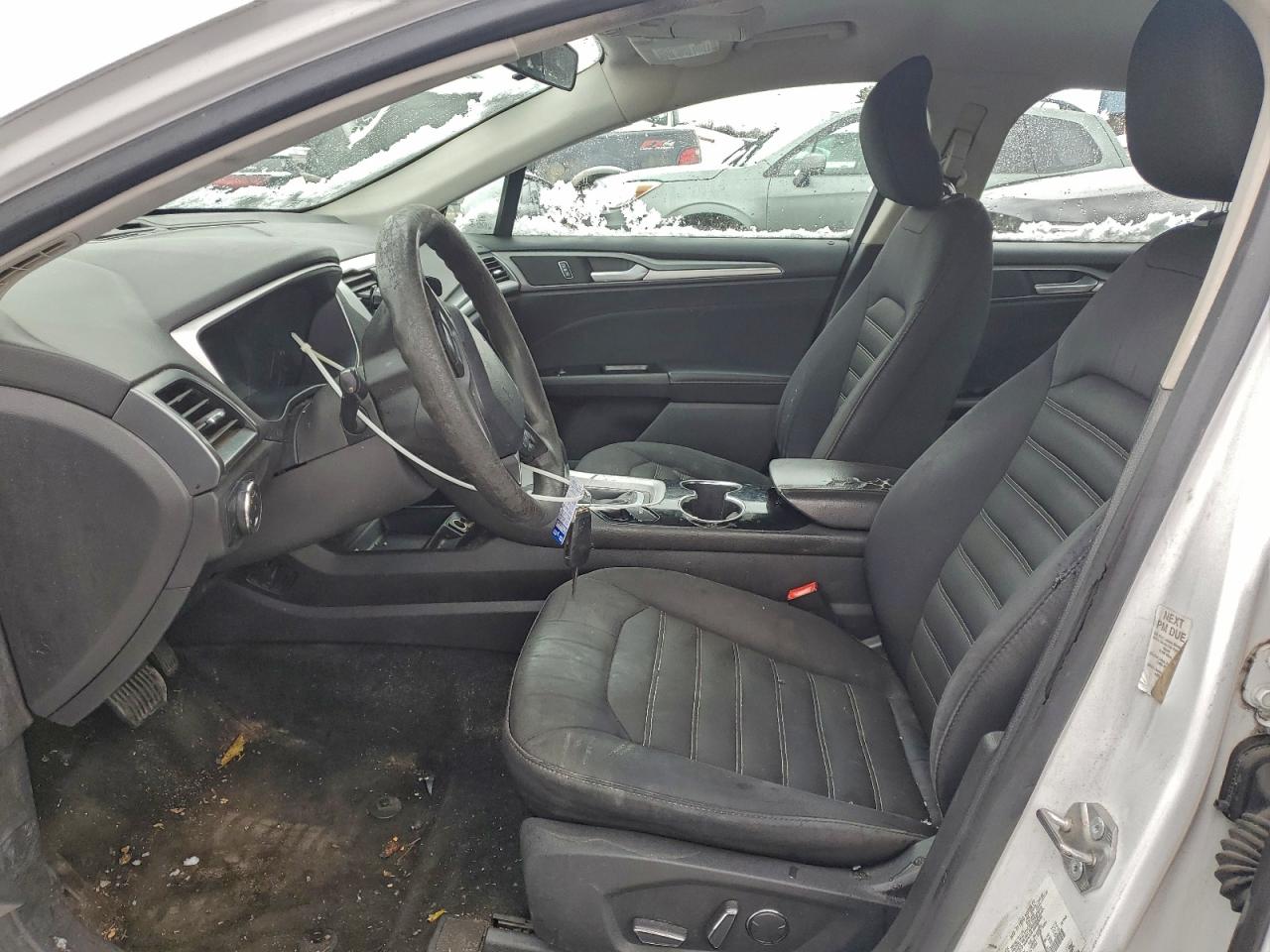 2015 FORD FUSION SE photo 7