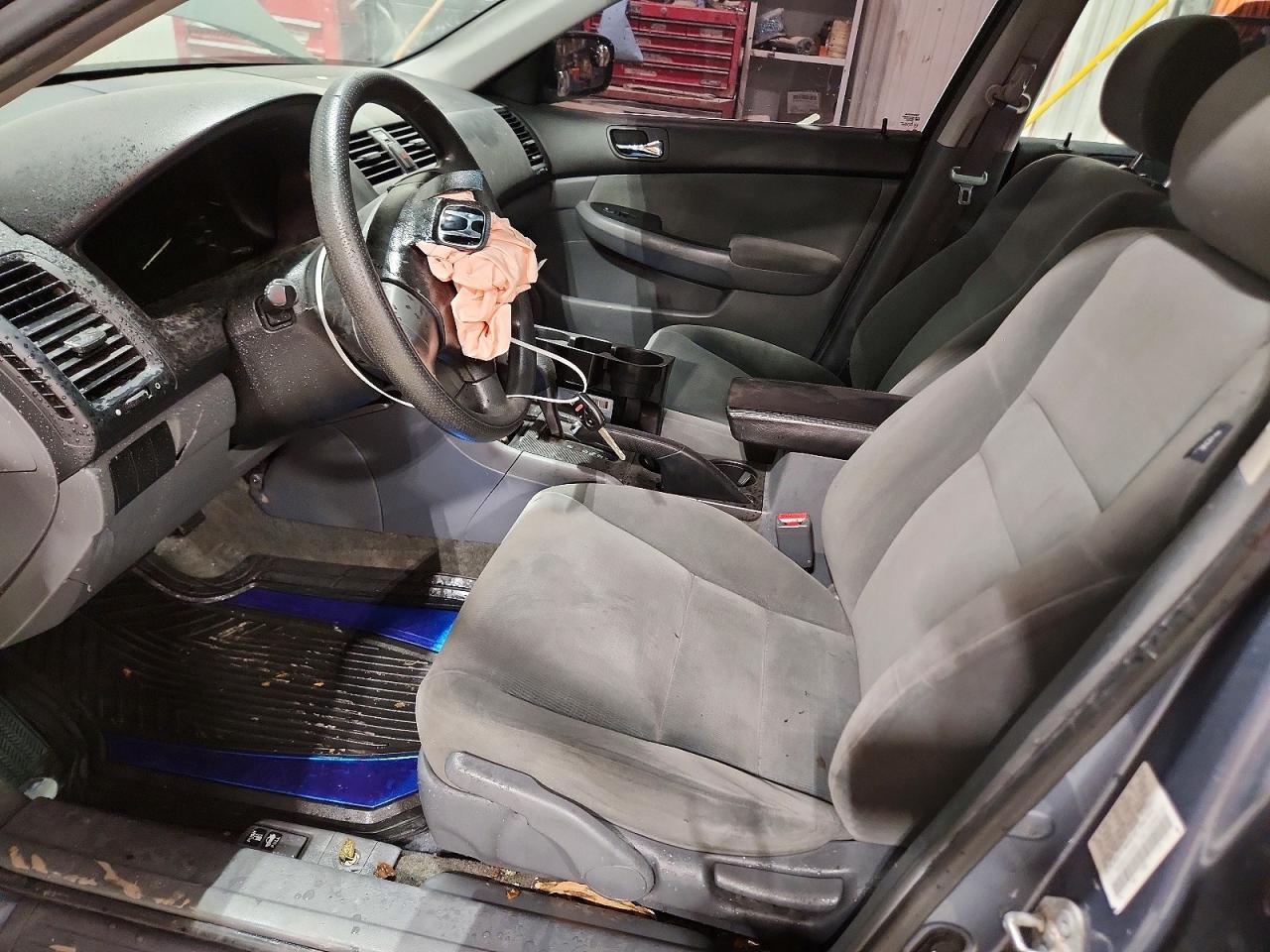 2007 HONDA ACCORD photo 7