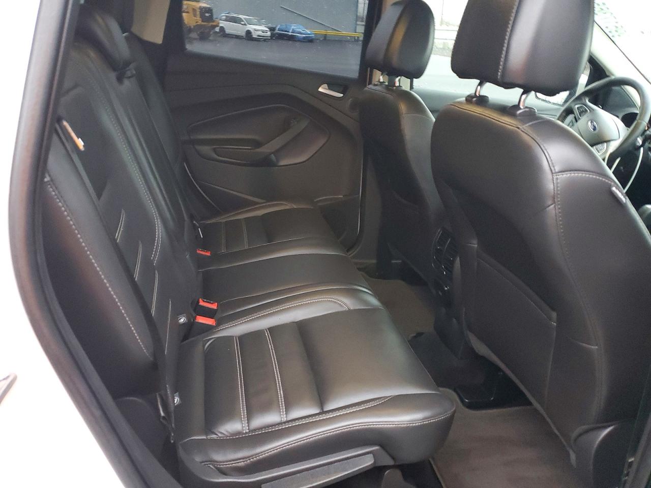 2017 FORD ESCAPE TITANIUM photo 10