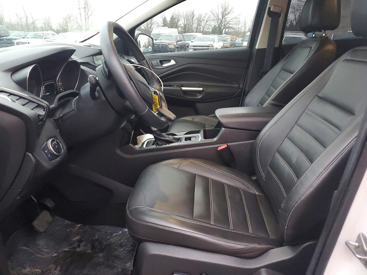 2017 FORD ESCAPE TITANIUM photo 7