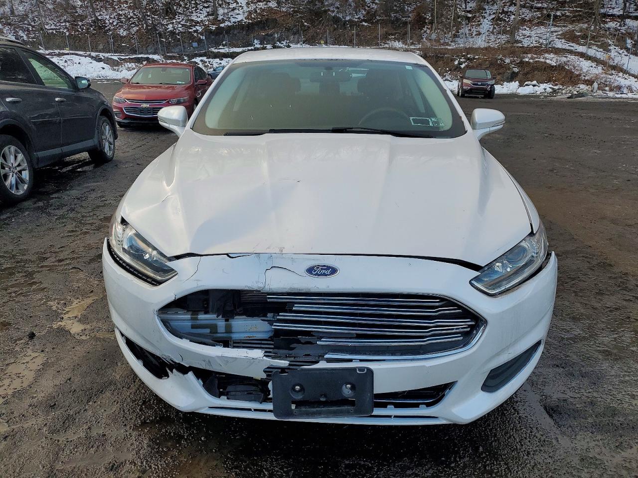 2013 FORD FUSION SE photo 5